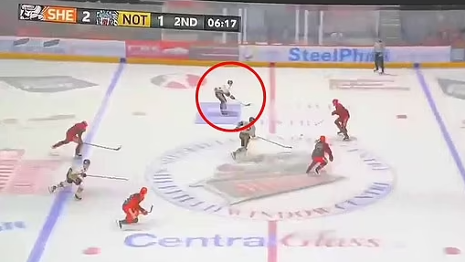 事件發生在10月28日,來自美國的莊臣代表諾定咸黑豹對錫菲鋼鐵人,期間被對方球員柏格夫的冰鞋割破頸部,流血不止,送院後不治,終年29歲。