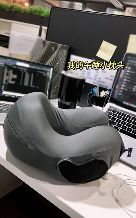 發文者雖然不太適應香港職場的部分生活習慣,亦不時提起自己十分羨慕和懷念在內地工作的日子。(圖片來源:小紅書)