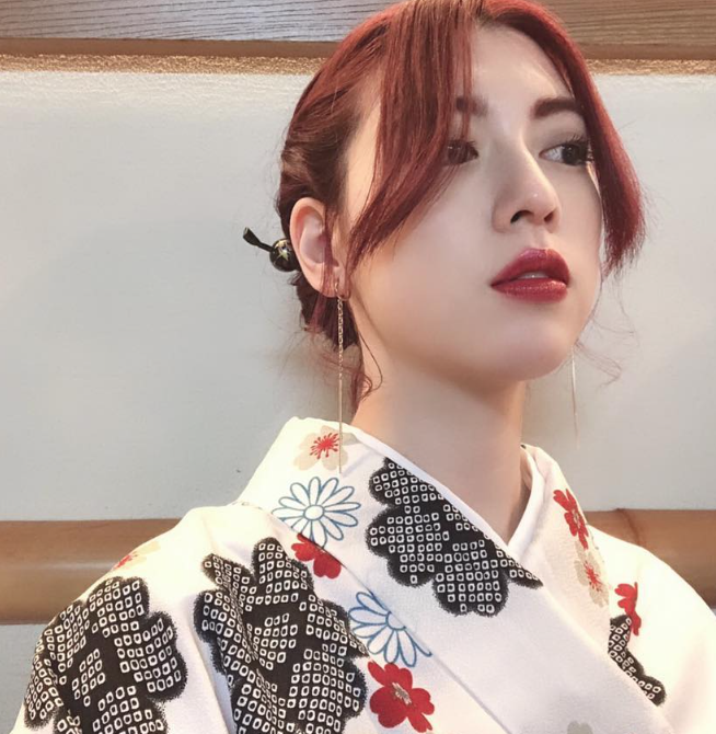 三吉彩花IG Followers達215.3萬(三吉彩花IG)