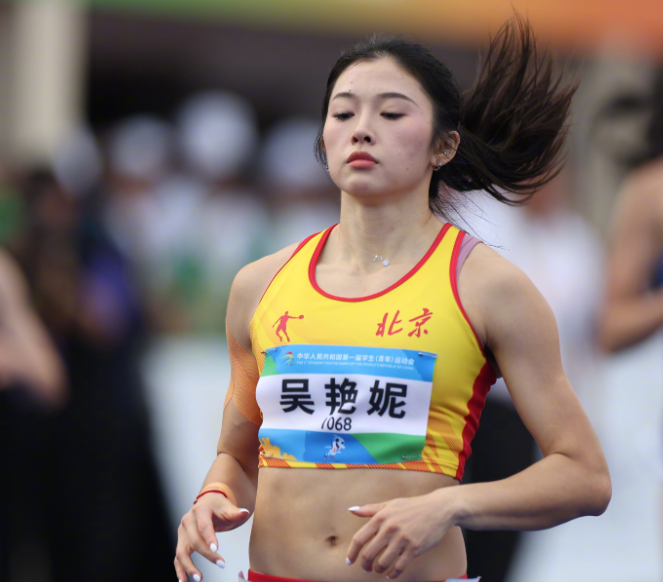 「跨欄女神」吳艷妮全國學生運動會奪金