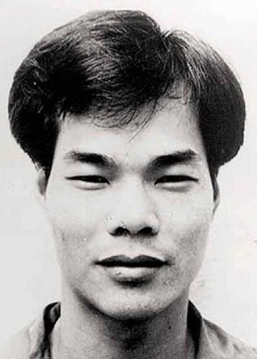 葉繼歡在多宗劫案持步槍與警員激烈槍戰,成為經典場面。