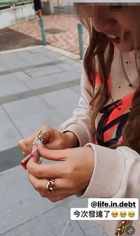 有網民就曾質疑事主是否只為拍片,「拍完之後拎返走」,但事主就在11月9號發布了一條由網民回圖的影片。(圖片來源:小紅書)