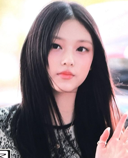 NewJeans成員Haerin訪香港,下周到尖沙咀出席活動