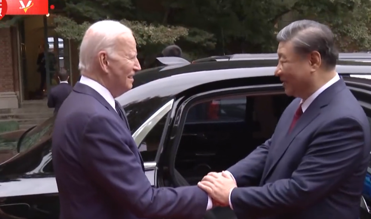 拜登視察習近平專用座駕 大讚「紅旗」轎車:beautiful(央視畫面)