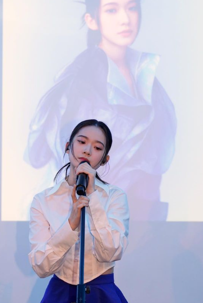 雲浩影Cloud唱功、氣質及外表兼備(雲浩影ig)