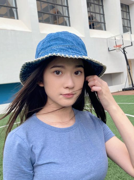 雲浩影Cloud唱功、氣質及外表兼備(雲浩影ig)