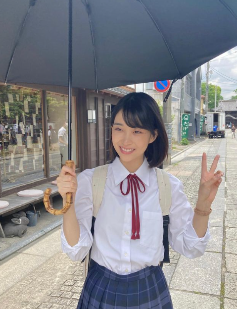 森川葵獲封演藝界「寫輪眼」,IG Followers達54.4萬(森川葵 IG)