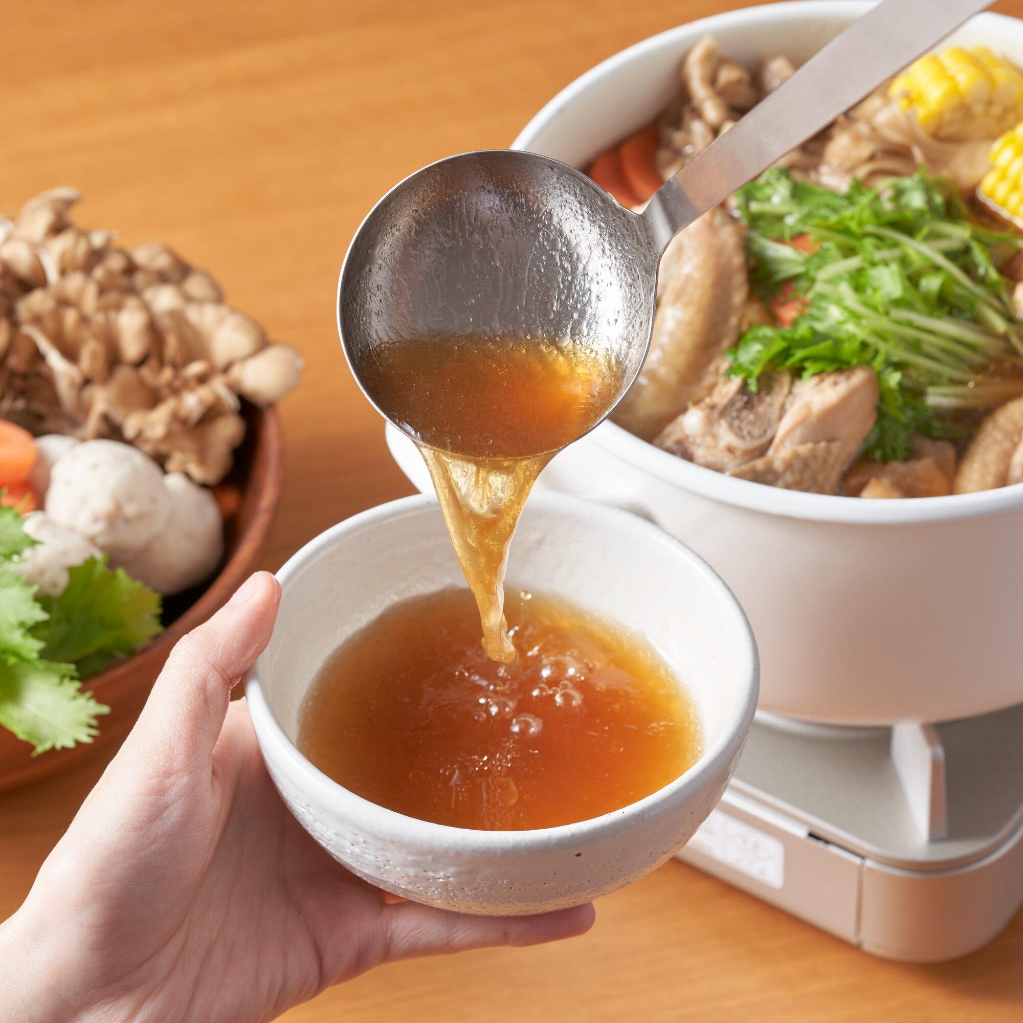 辣味柚香雞湯底|原價:$32 會員價:額外九折 ($29)