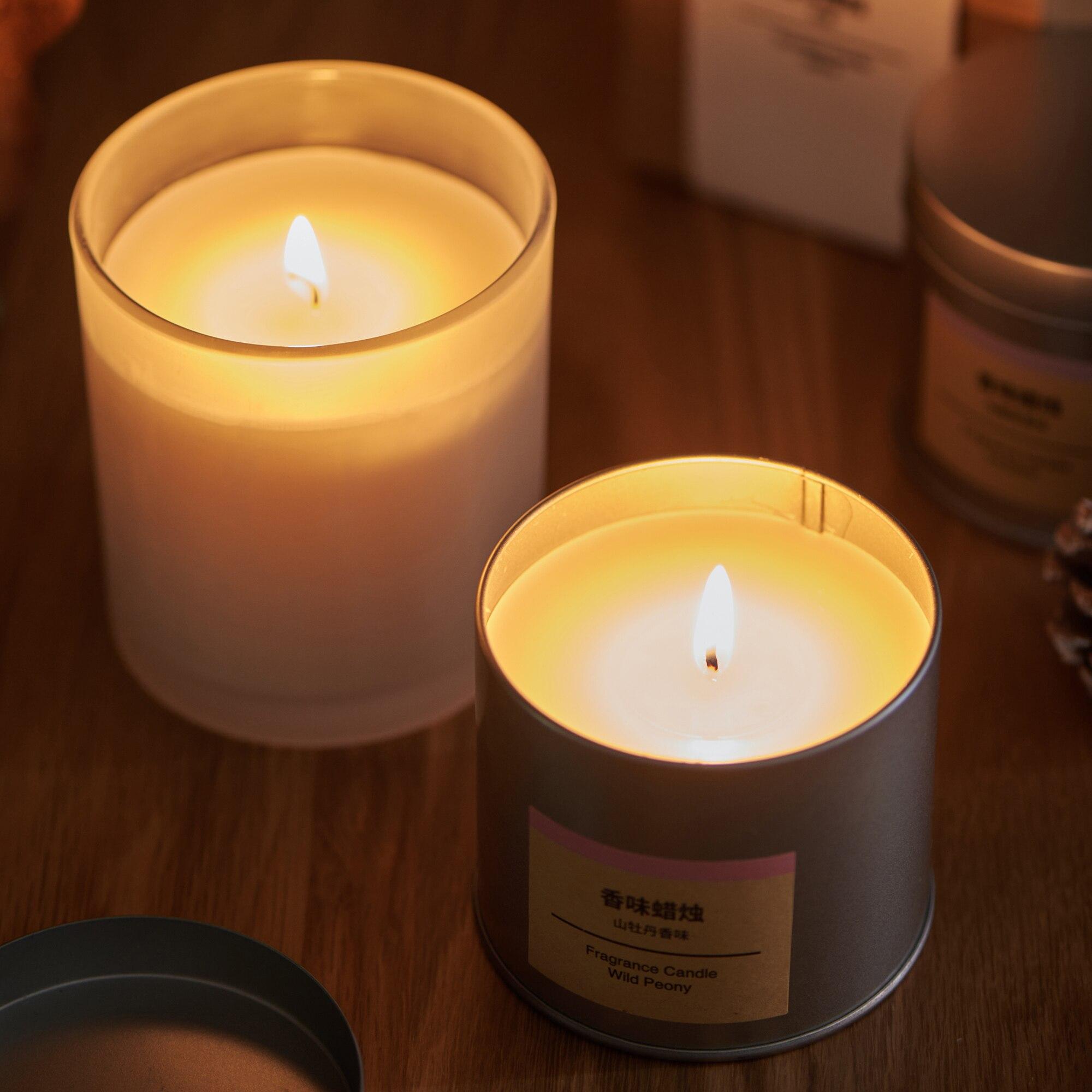 香氛蠟燭85g / 200g|原價:$38 / $108 會員價:額外九折 ($35 / $98)