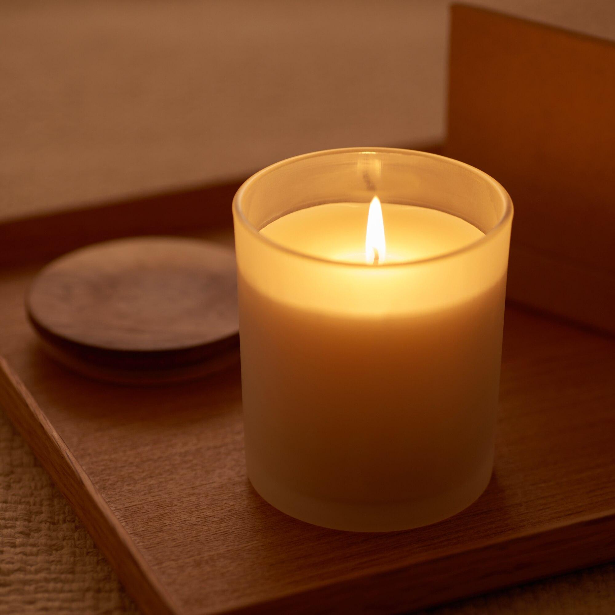 香氛蠟燭85g / 200g|原價:$38 / $108 會員價:額外九折 ($35 / $98)