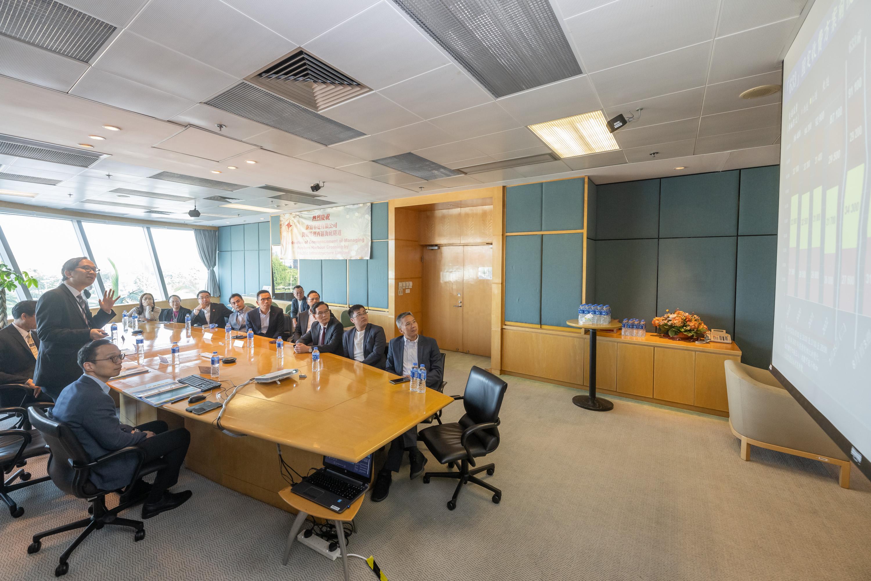 三隧分流|陳恒鑌:三隧已飽和 冀下月實施分時段收費可改變出行習慣