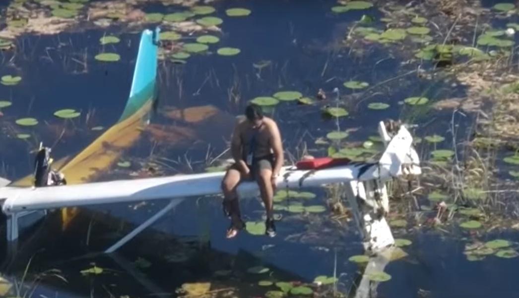 事主在沼澤中等了9個小時,亦擔心附近的鱷魚,人有點脫水,但他很高興最後能夠獲救。。(YouTube)