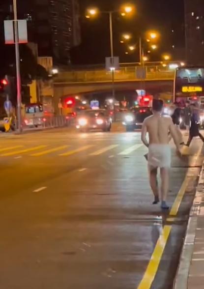 拍攝者喝令半裸男:「行出去呀,最X多人嗰度呀!」(香港江湖日報之ON9限定2.0 水區🇭🇰@FB)