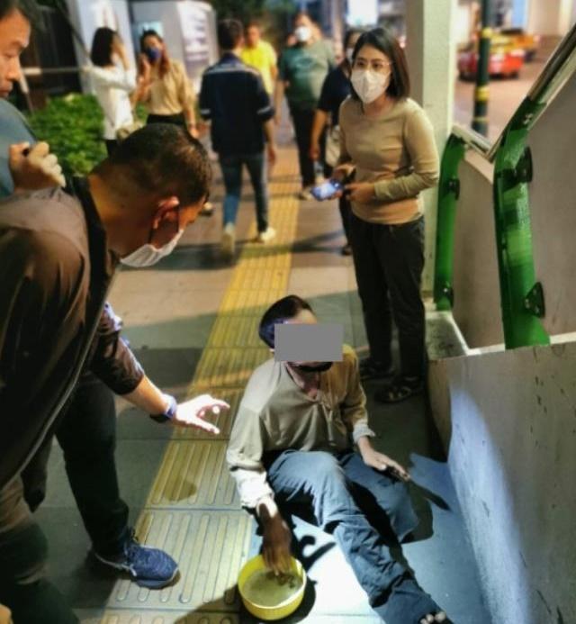 泰國警方已針對這起事件展開調查,不排除有人口販運集團參與嫌疑。(微博)