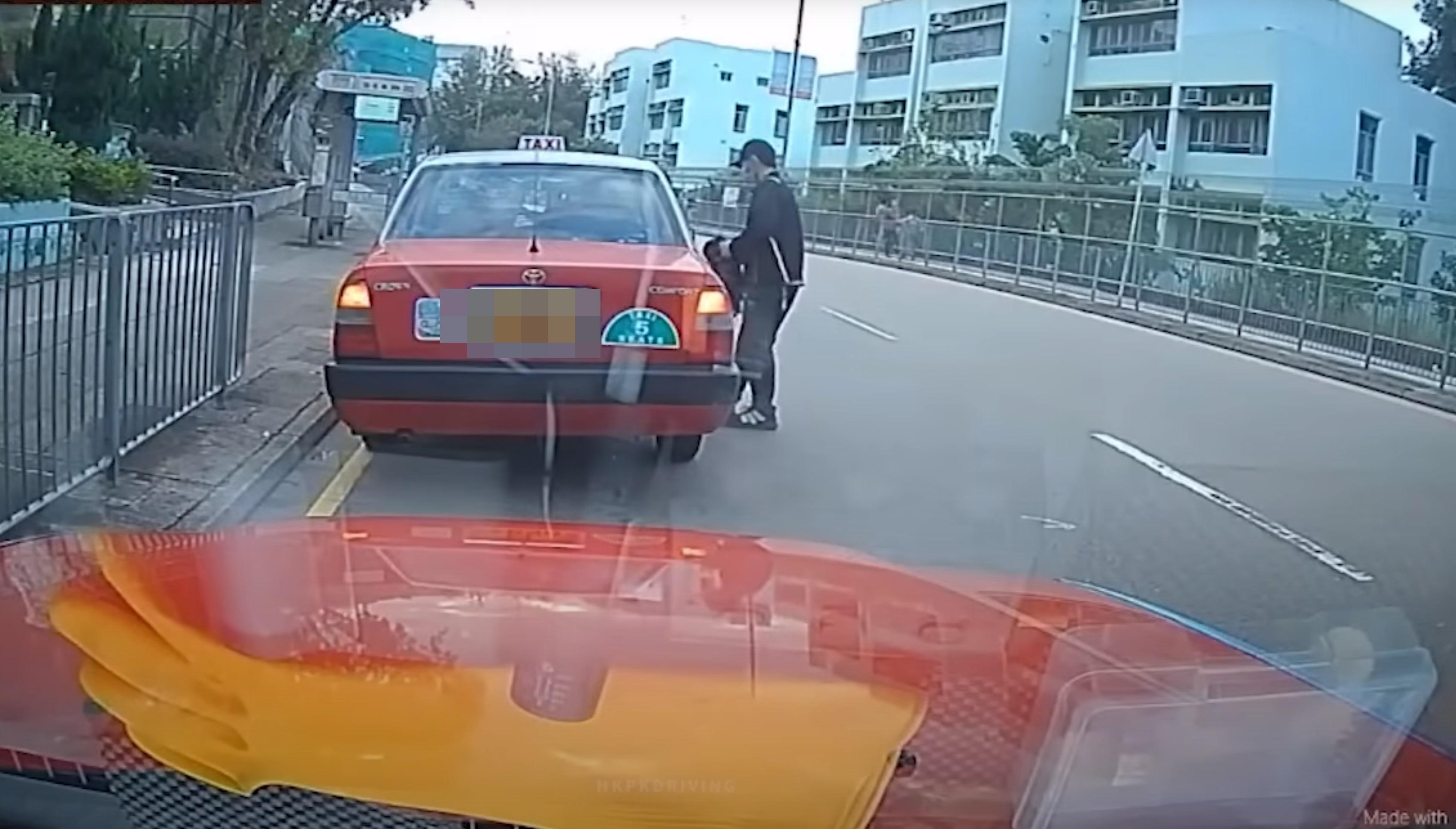 葵涌荔景山路日前亦發生的士車內盜竊,不排除是同一人所為。(網片截圖)