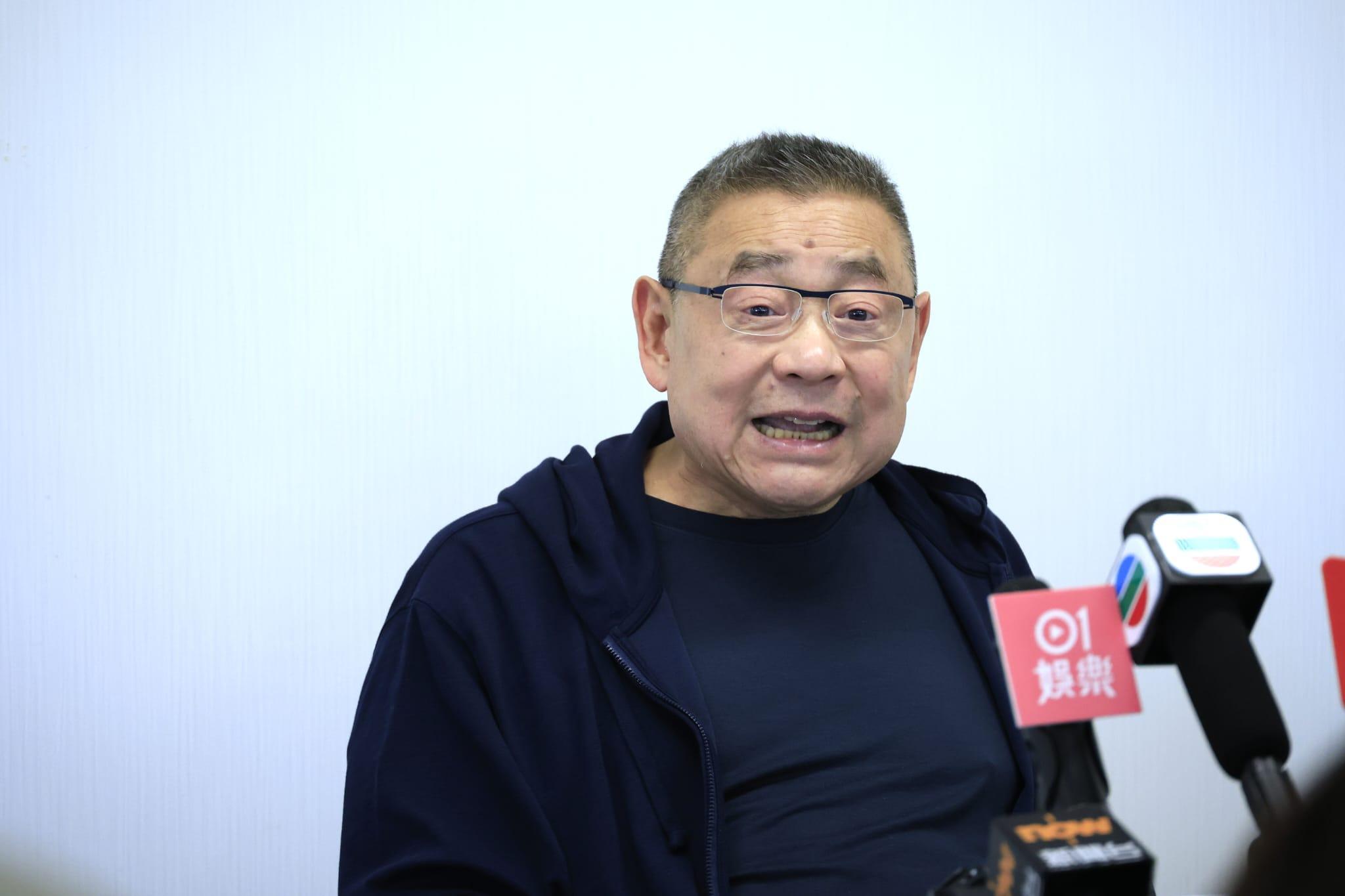 大劉劉鑾雄痛斥賤女人時,咬牙切齒。