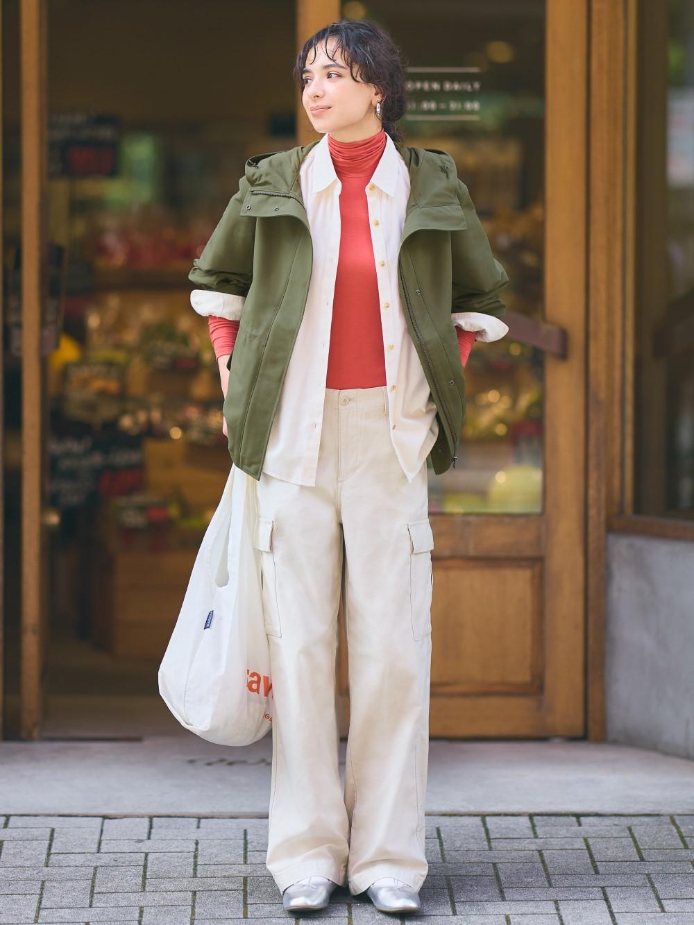 雙11優惠|UNIQLO減價 女裝 寬版直腳工裝褲 (褲內襠長 70-72cm) 461643