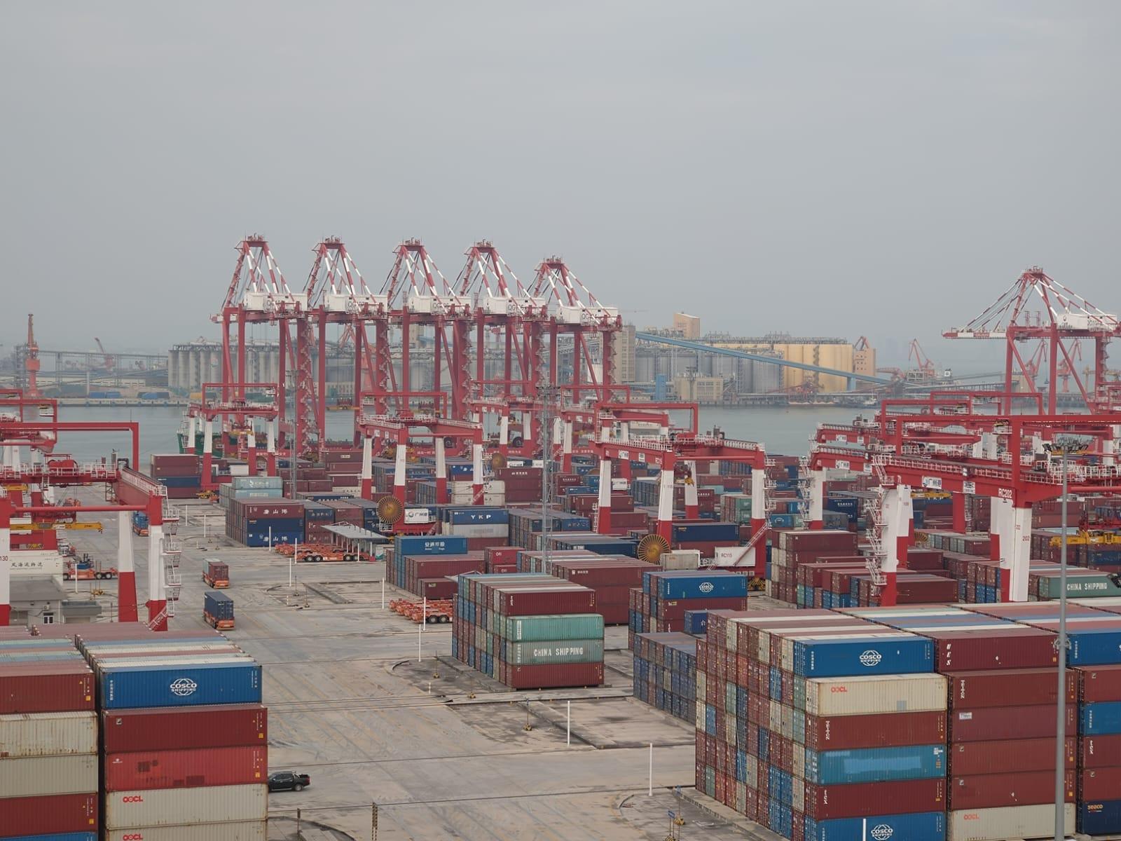 廣州港南沙港四期全自動化碼頭去年7月正式運作。