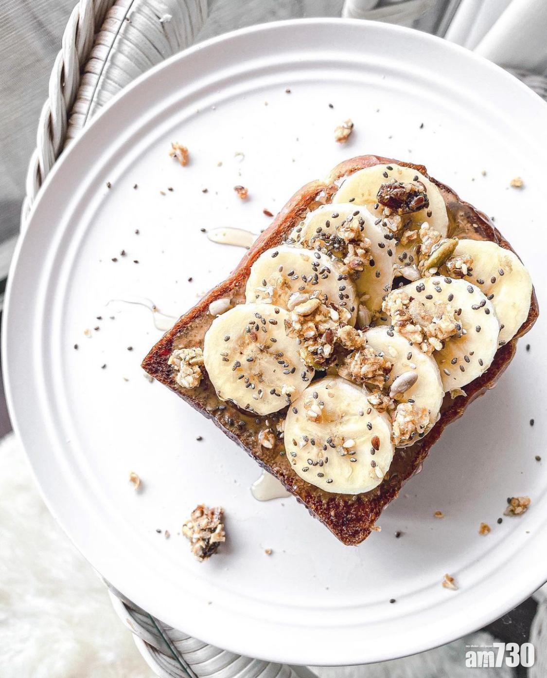 懶人早餐食譜|無糖無油香蕉烤多士 香蕉和麵包屬絕配的組合。(instagram@melissa___lin)