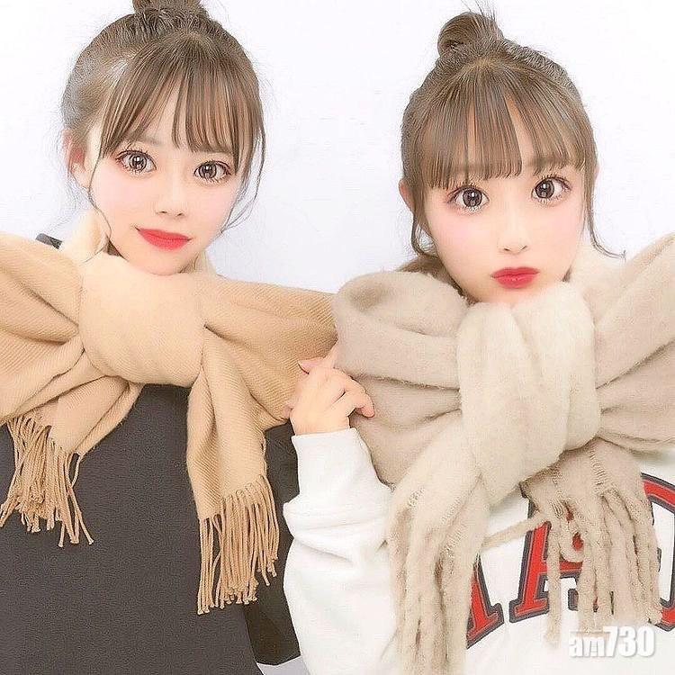 頸巾打法|蝴蝶結式非常受日本女高中生歡迎。(Instagram@yakachan367)