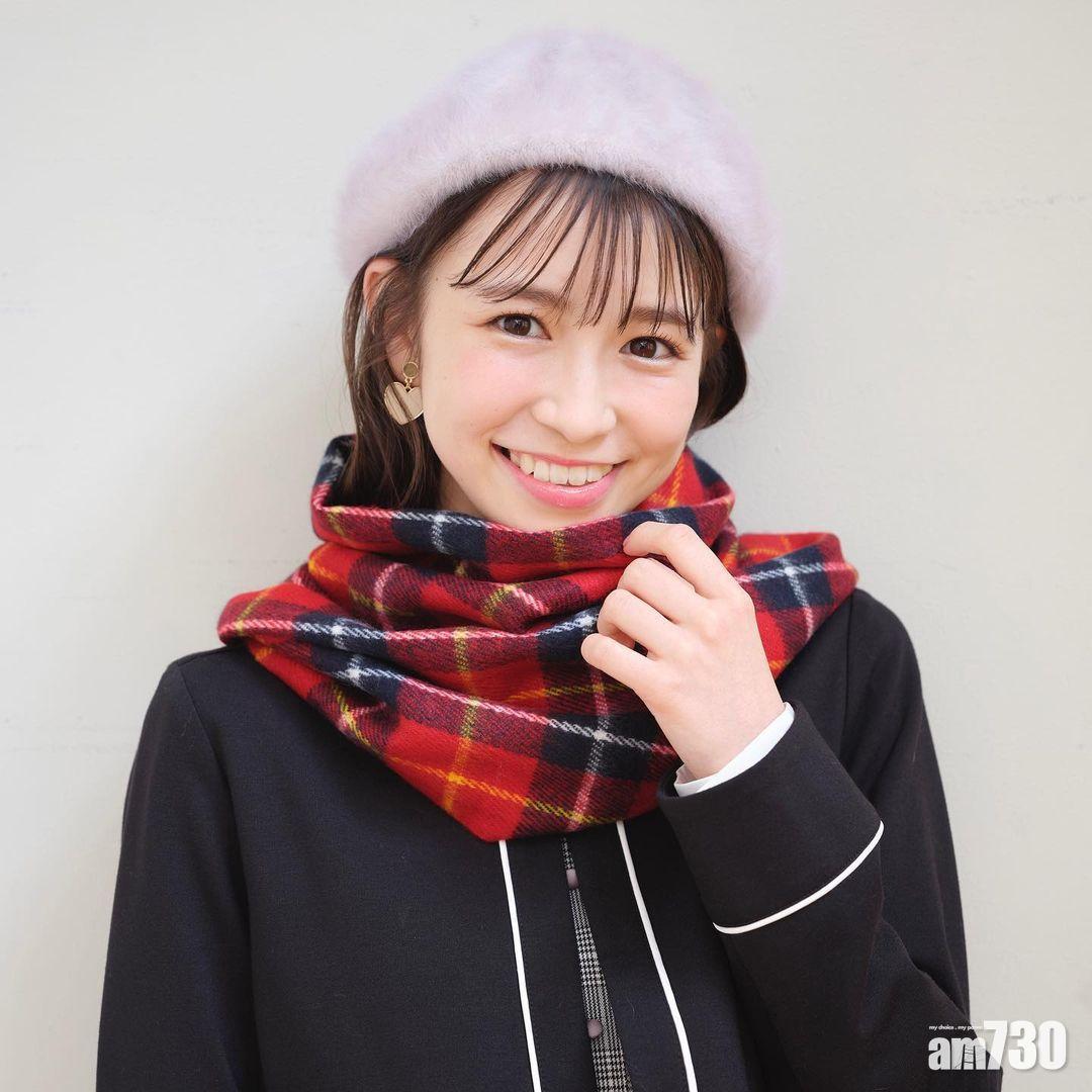 頸巾打法|頸圍式的綁法顯臉小。(Instagram@ lovetoxic_official)