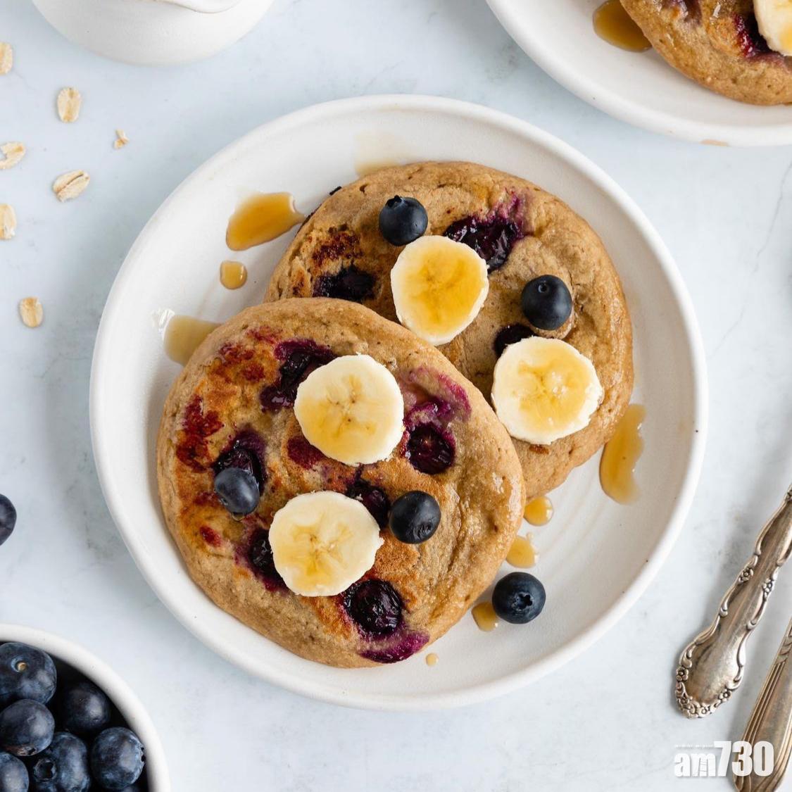 Pancake食譜|香蕉燕麥班戟以燕麥製較為健康。