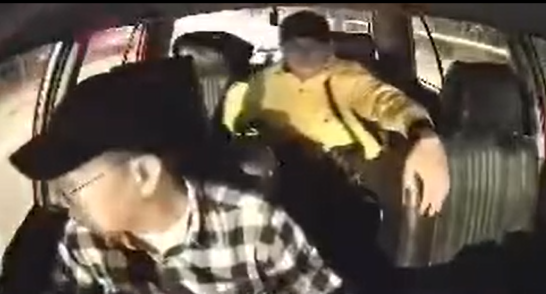 的士司機半途遇乘客打劫刀架頸 空手入白刃擊退對方(車cam L(香港群組))