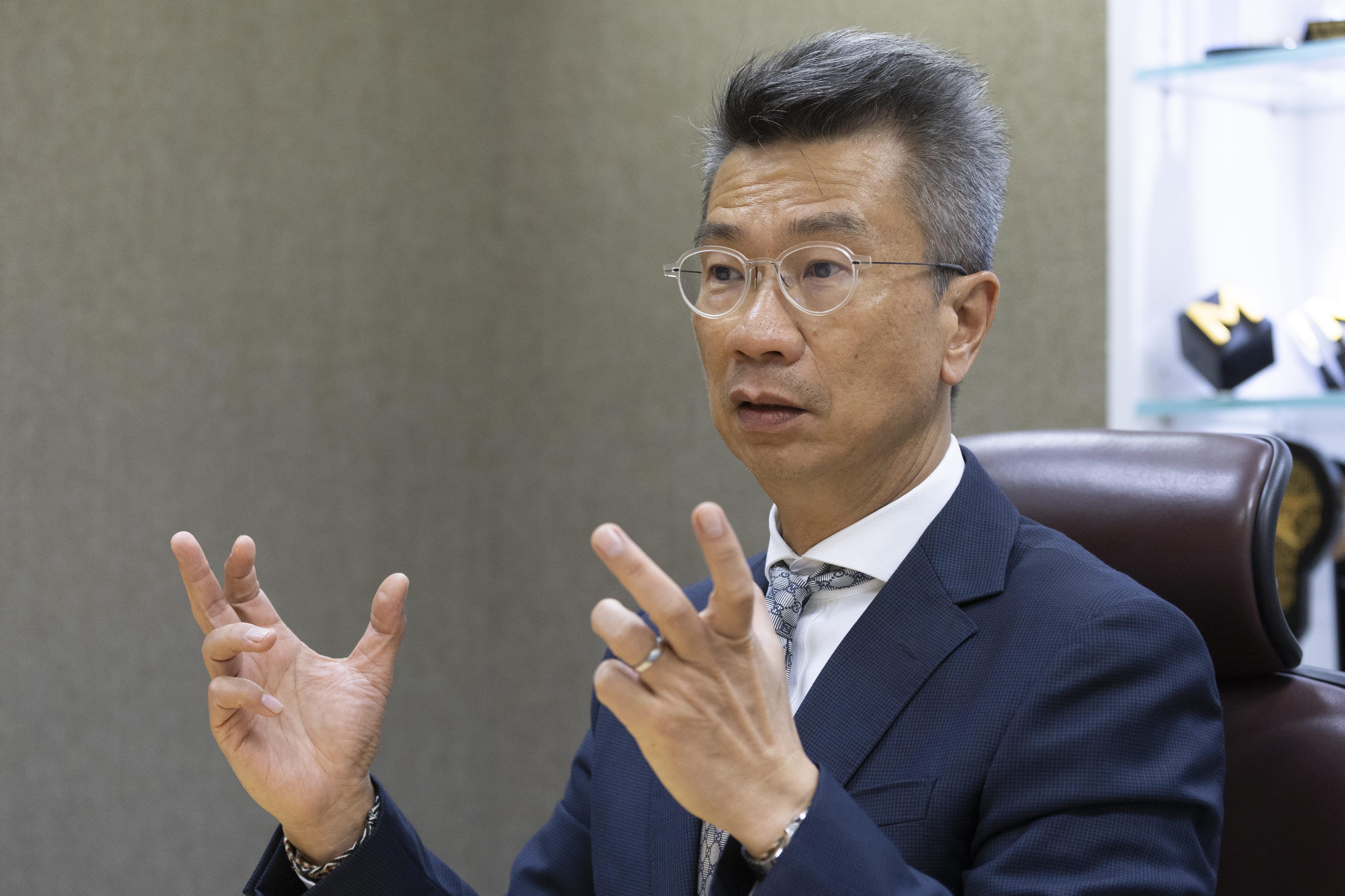 香港電訊個人業務行政總裁林國誠表示,料5.5G技術或能於明年中後期的時候推出,又對旗下CSL Mobile未來的5G服務增長率表示樂觀。(蘇文傑攝)