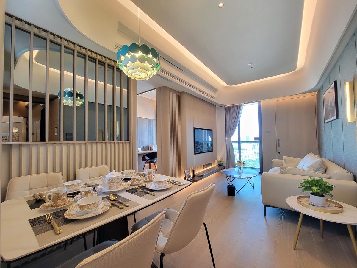 城軒示範單位|708呎三房交樓標準及連裝修一齊睇!主人房三邊大玻璃窗勁開揚|多圖