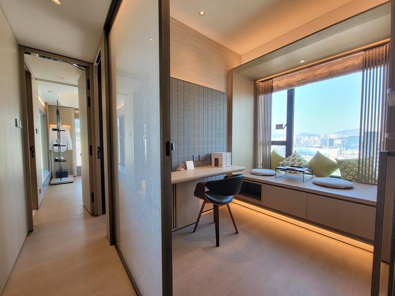 城軒示範單位|708呎三房交樓標準及連裝修一齊睇!主人房三邊大玻璃窗勁開揚|多圖