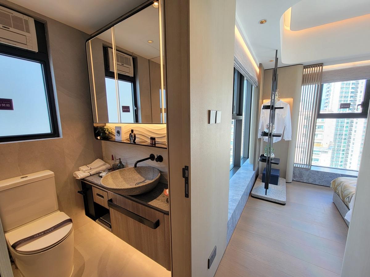 城軒示範單位|708呎三房交樓標準及連裝修一齊睇!主人房三邊大玻璃窗勁開揚|多圖