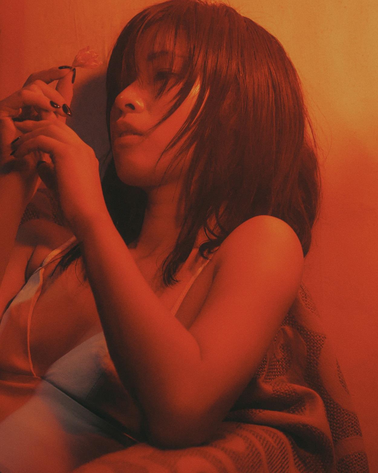 王嘉儀Sophy《Race of Faithft. YELLOW黃宣)》MV