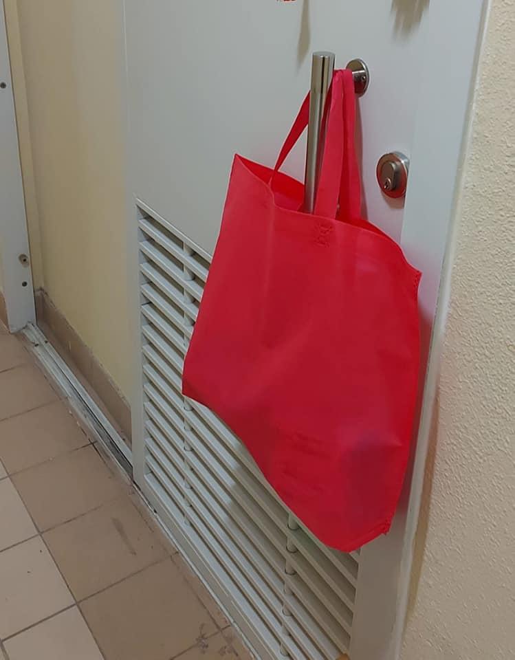 陳琬琛疫情期間購買物資並上門派發