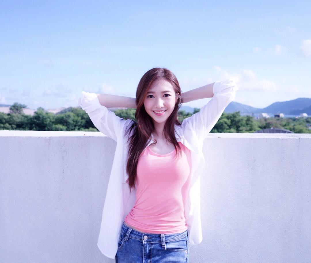 何依婷結婚|Regina是香港小姐207亞軍,曾演出學是學非等TVB節目。(何依婷IG)