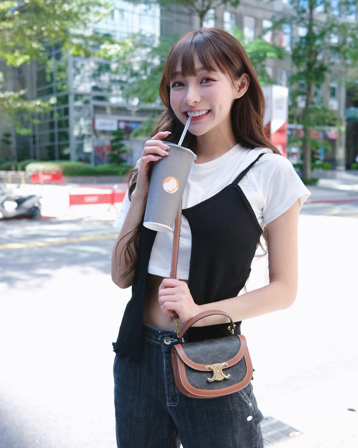 林襄是台灣啦啦隊女神,身材突出(林襄IG)