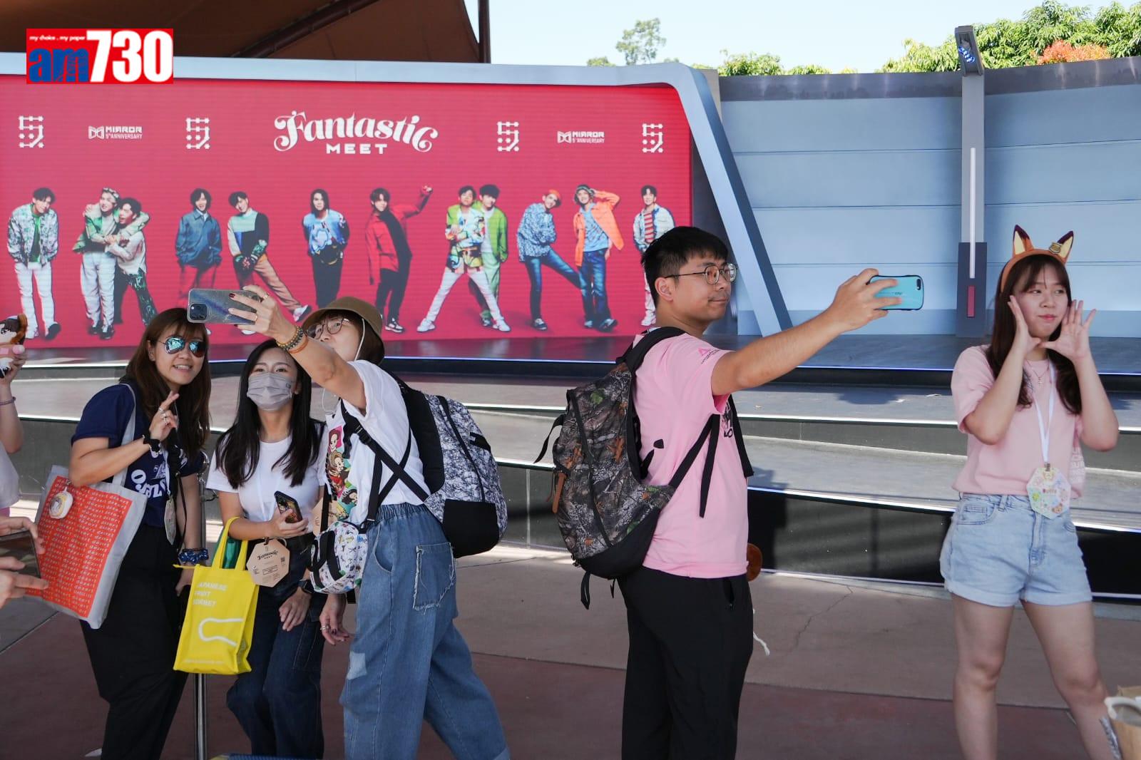 MIRROR迪士尼五周年活動盛況(李睿哲攝)