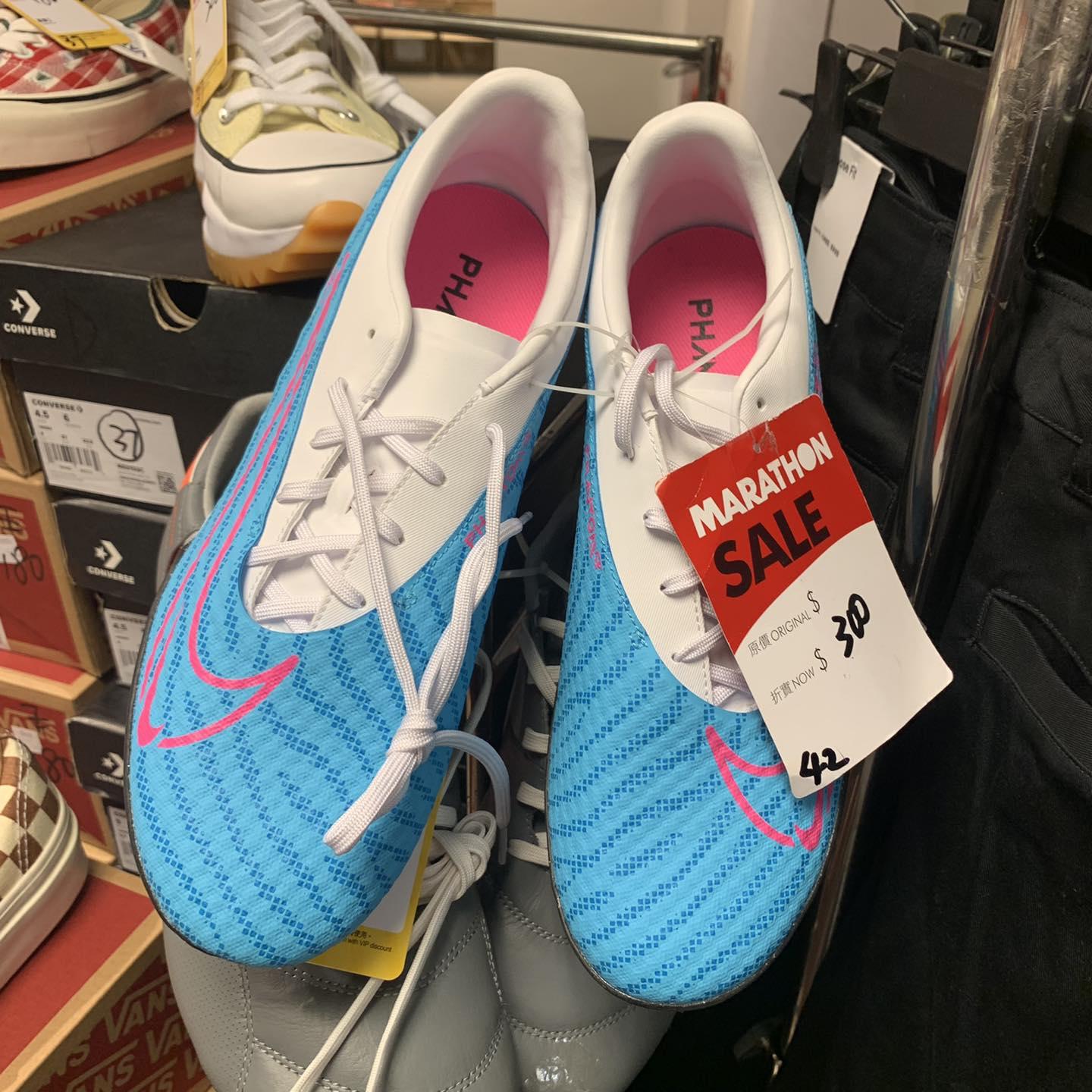 海港城開倉|Nike球鞋特價$300(Harbour City Bazaar FB)