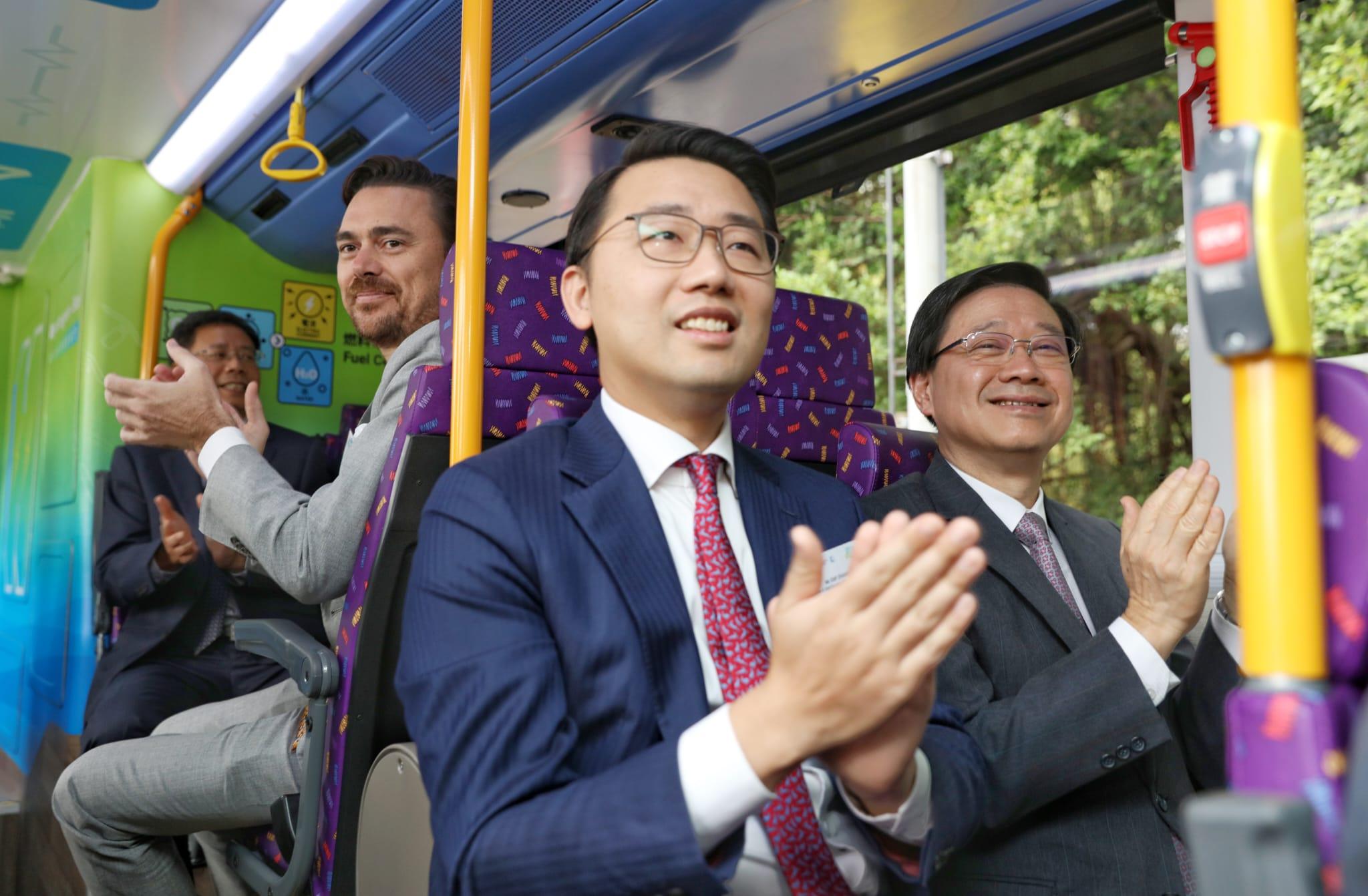 城巴引入全港首輛雙層氫能巴士及首個加氫站 最快明年1月行走九龍路線