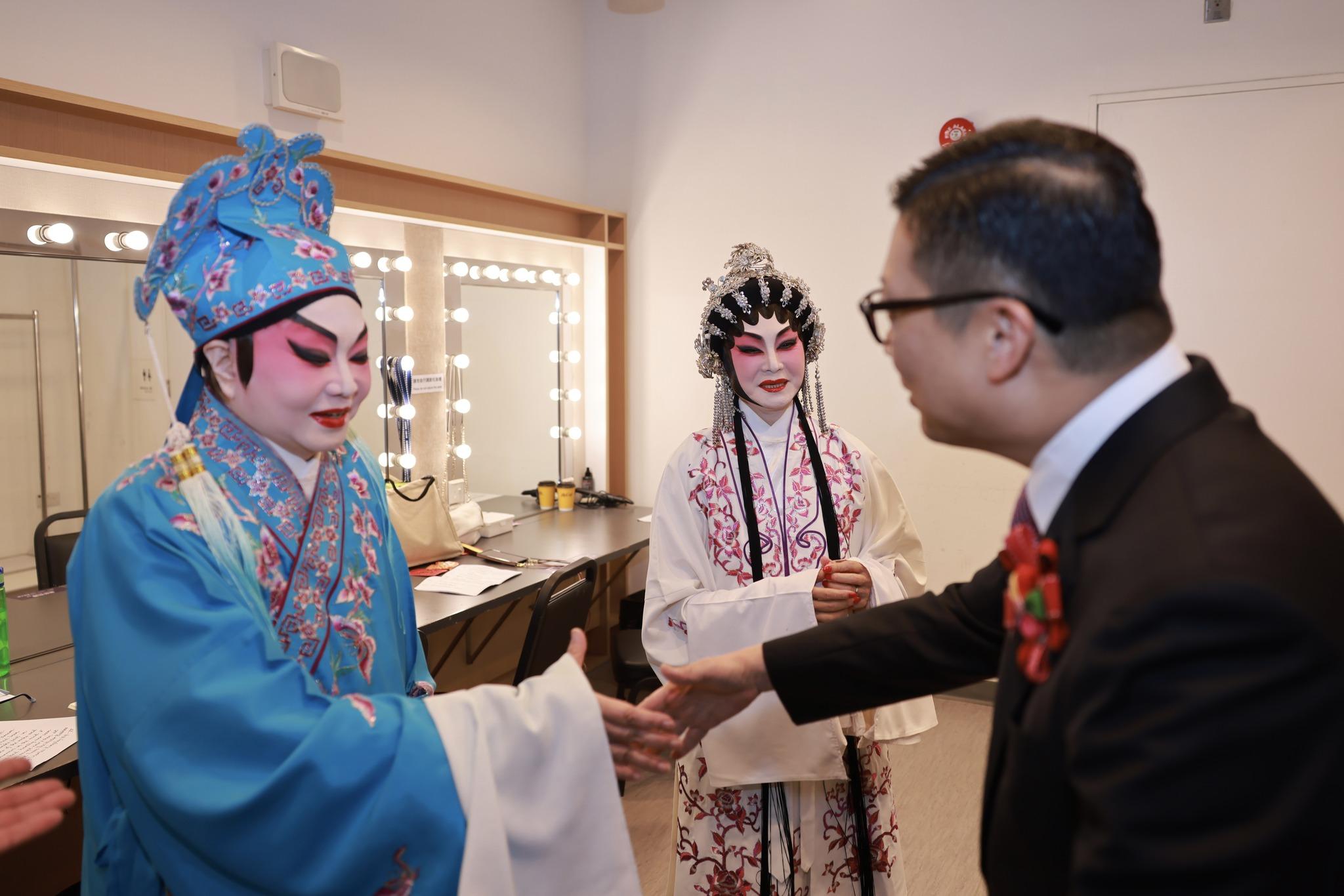 Ray Online|警方與粵劇團體合作 鄧炳強:睇粵劇學防騙