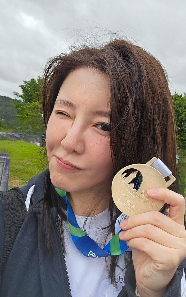 「台大十三妹」女神楊伊湄消失2年突宣布已結婚 懷孕5個半月跑13公里比賽!