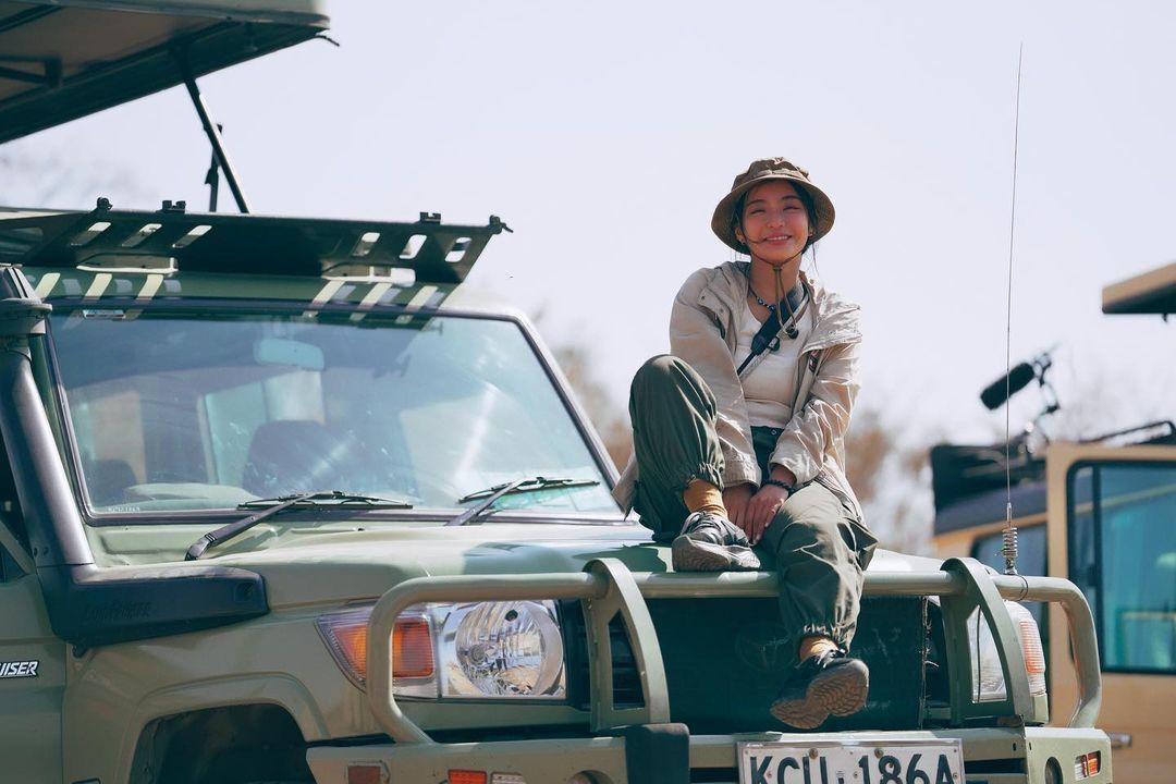 咖喱黃雅慧參加《全民造星IV》出道,現時兼職醫療美容機構醫生(咖喱黃雅慧IG)