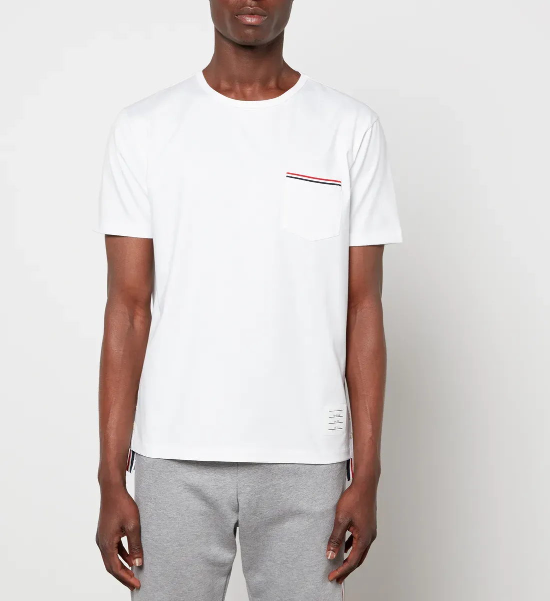 雙11優惠2023|Thom Browne Men's Pocket T-Shirt - White 特價:$2,833;原價:$3,605
