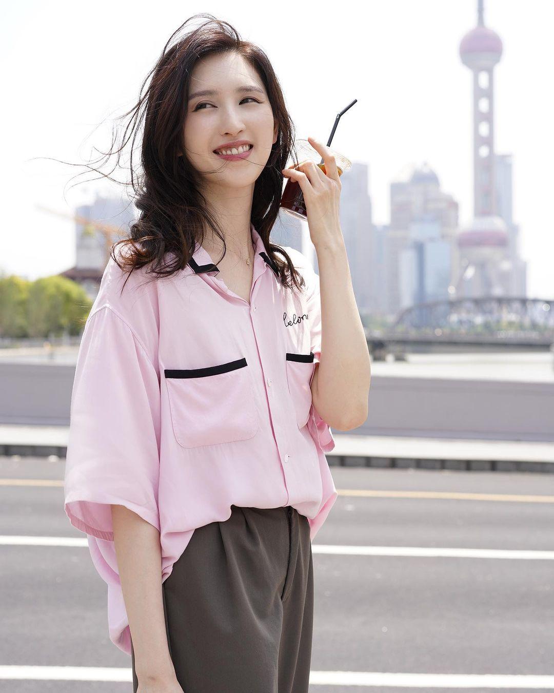 何天兒原名何傲兒,「面癱」康復後面相理想(何天兒IG)