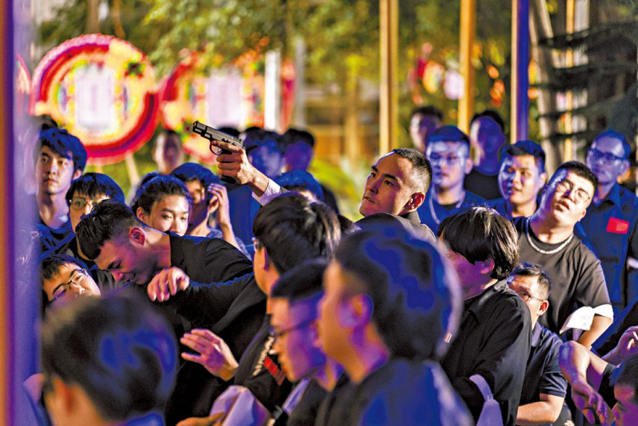 《周處除三害》