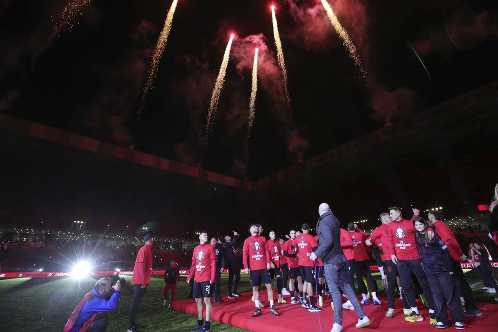 歐洲國家盃2024|阿爾巴尼亞首名出線決賽周,現場放煙花慶祝(美聯社)