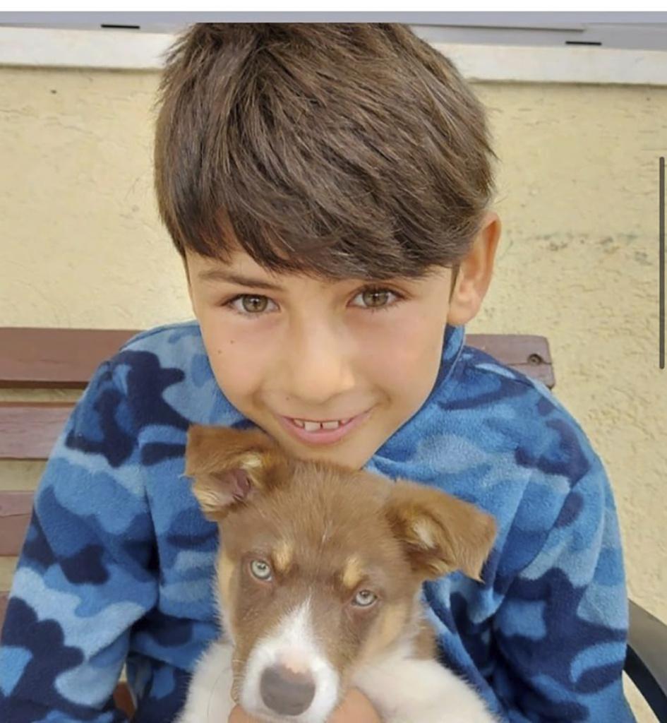 一名12歲男童獲釋,他當日與父親一同被哈馬斯擄走。(美聯社)