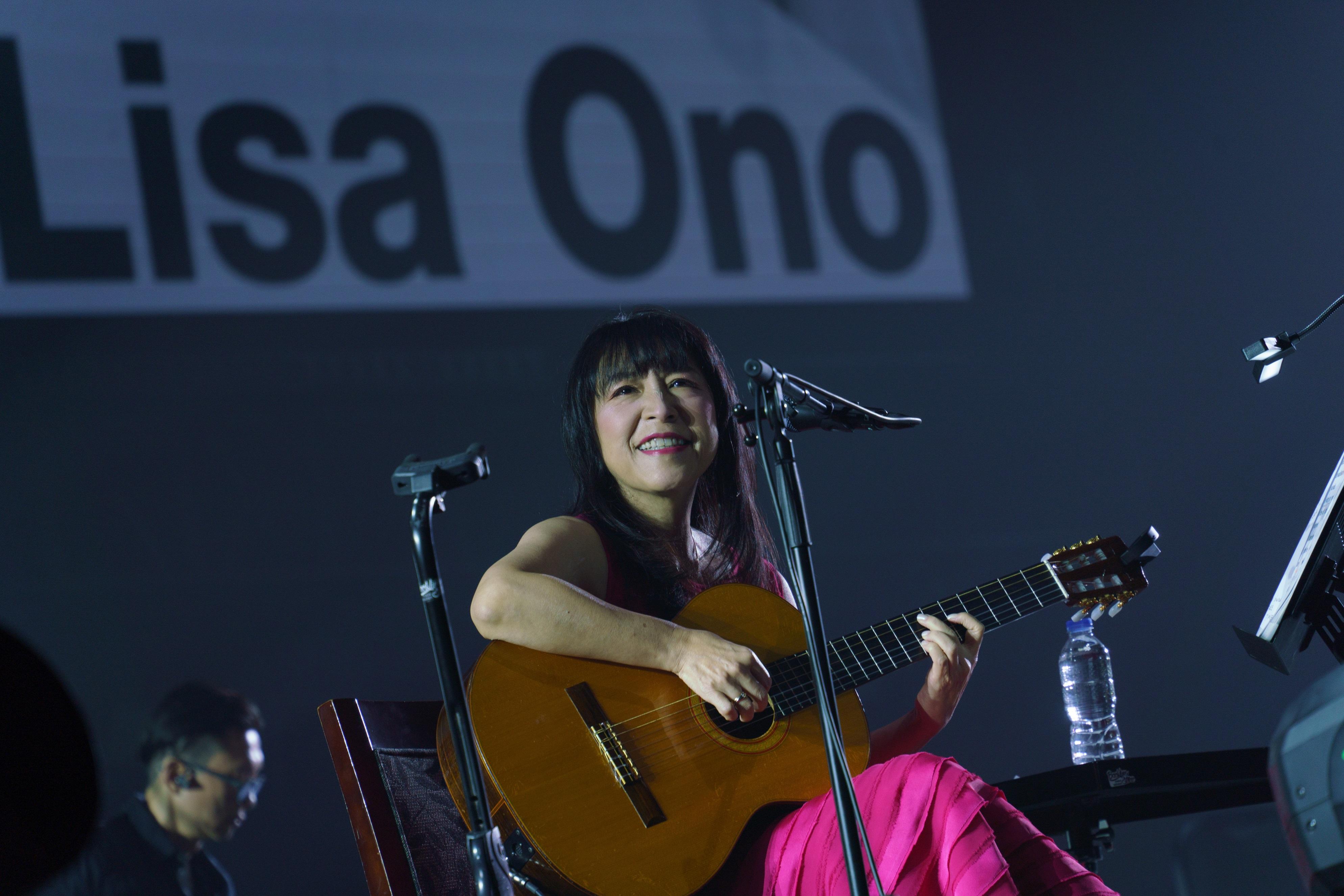 小野麗莎在《KoolTai MACAO MUSIC FES.2023》以廣東話唱《紅日》。