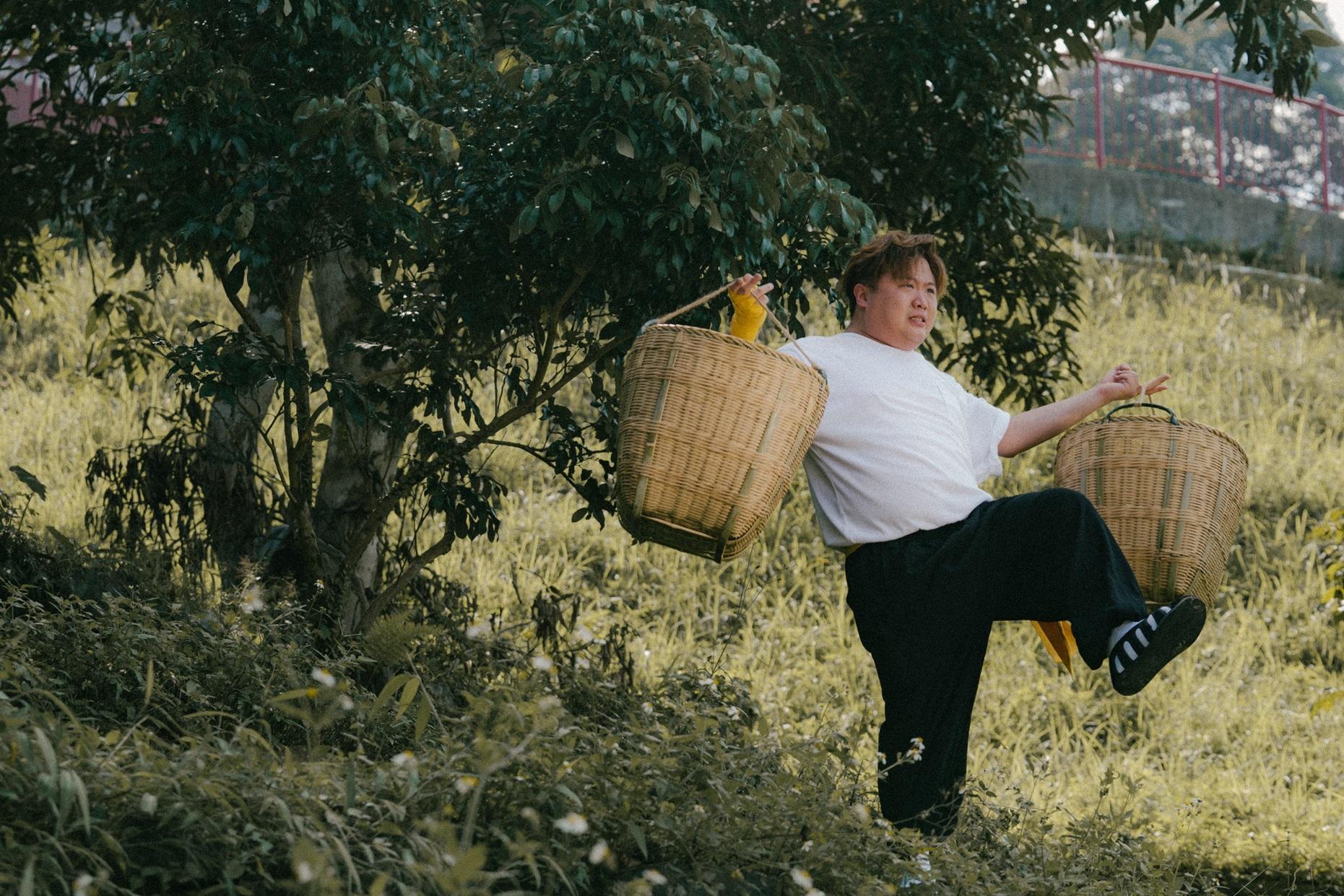 肥仔@ERROR受減肥啟發創作新歌的靈感。