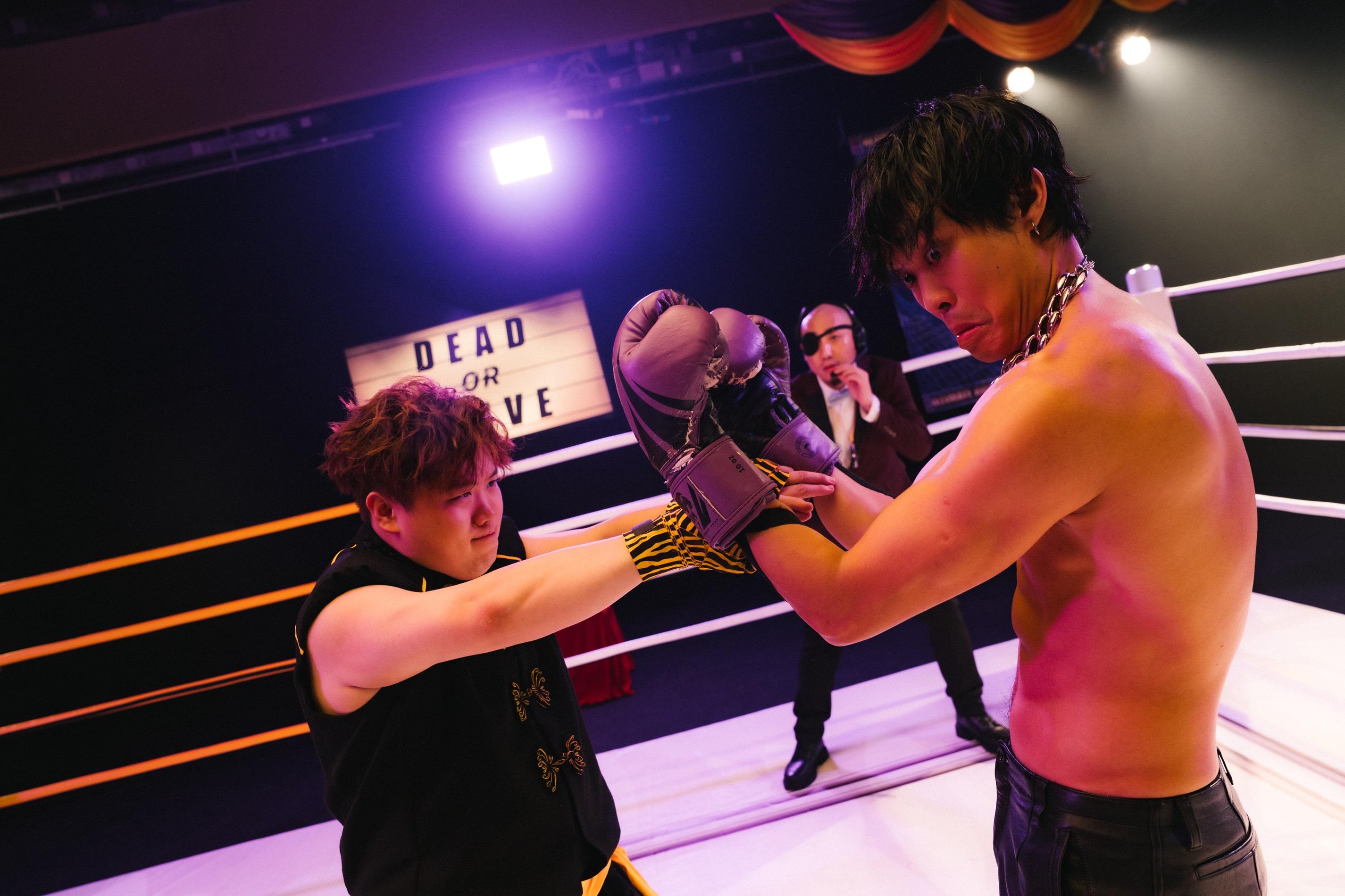 肥仔@ERROR在新歌《Jap Jap》MV中,化身拳手與胡子彤對賽。