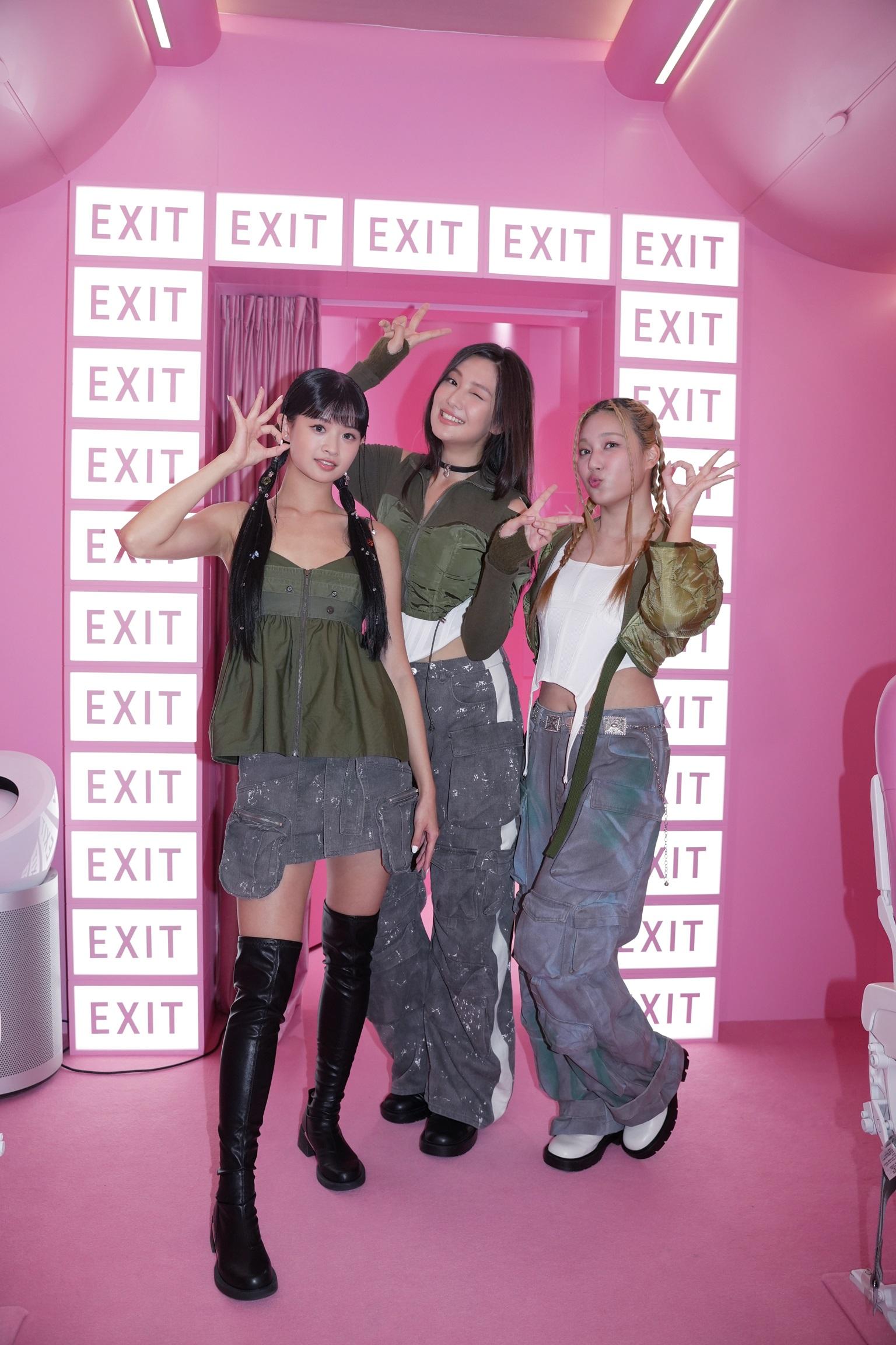 由譚旻萱(Mandy)、黃淑蔓(Feanna)和連家穎(Vian)組成的全新女團 Me&,正式出道。